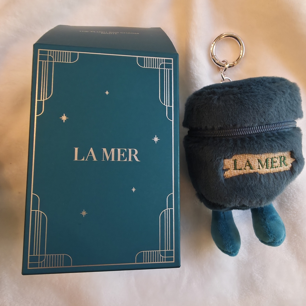 La Mer Plush Keychain with Box/ BAG CHARM/Limited Edition